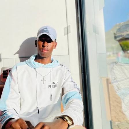 IZIWACU MEDIA - PURE AFRO